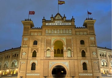 Las Ventas de noche