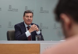 La Junta sentencia que «hoy España funciona gracias a las comunidades»