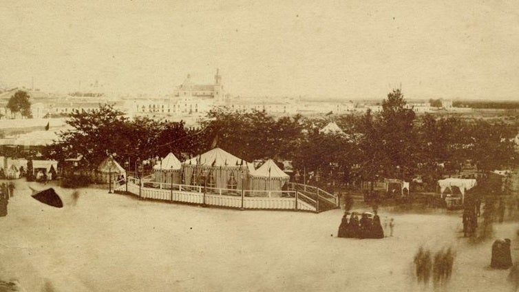 Este domingo, última ocasión para ver la exposición en el Bellas Artes de Leygonier, fotógrafo de los Montpensier